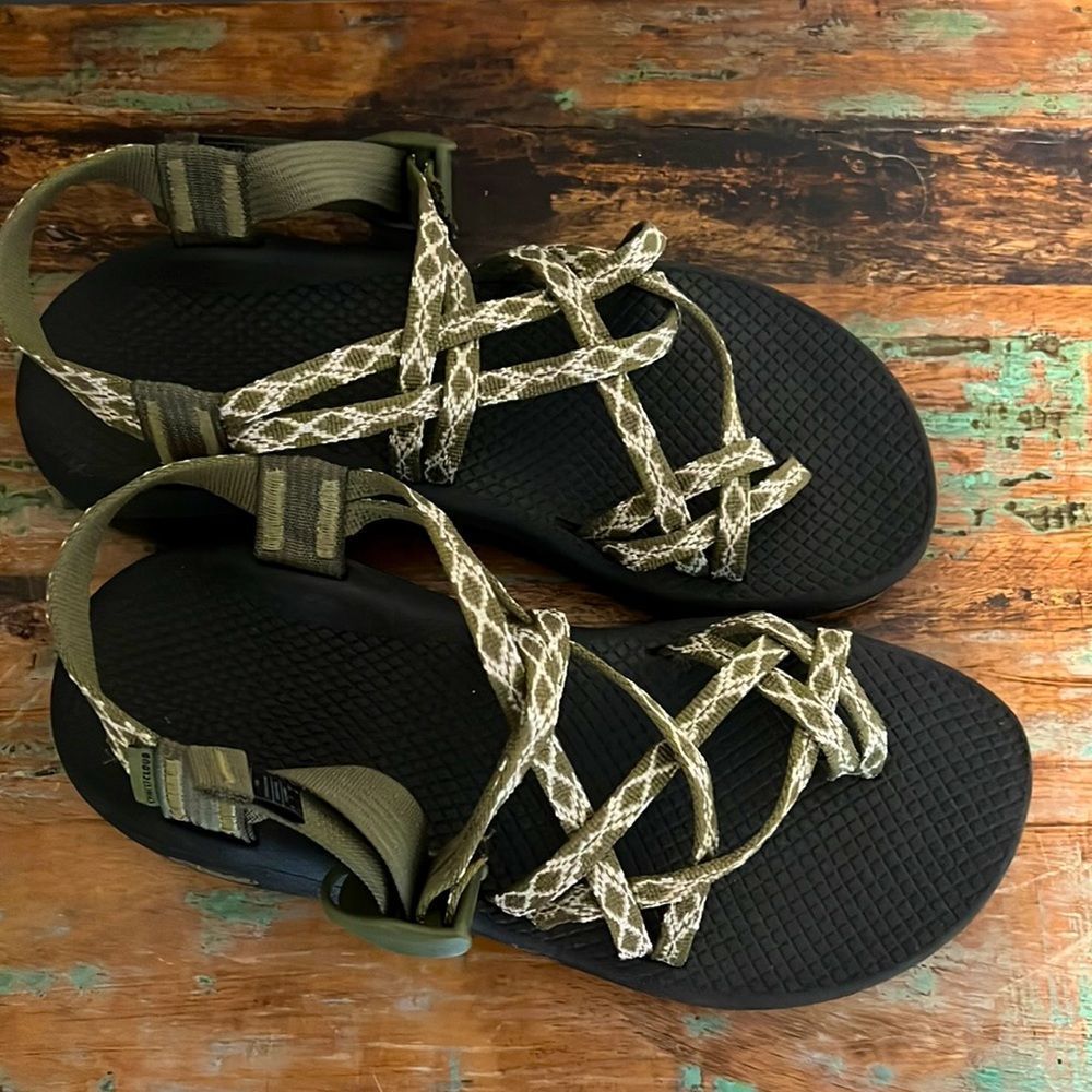 Chaco Sandals - Size 9 - EUC